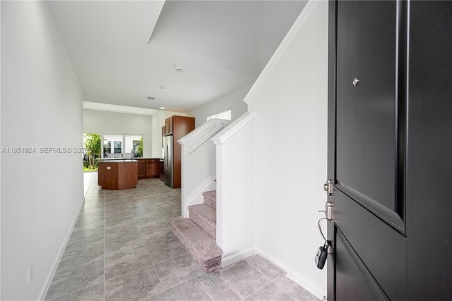 Building Photo - 5120 Willow Crk Dr