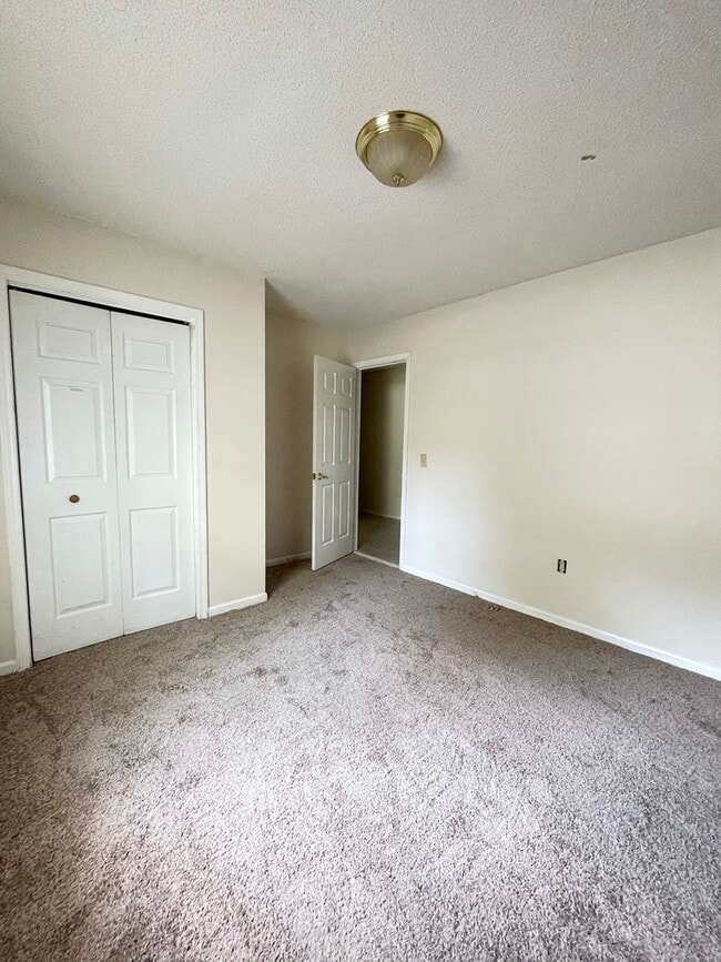 Building Photo - Irmo