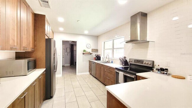 Building Photo - 741 NW 36th St