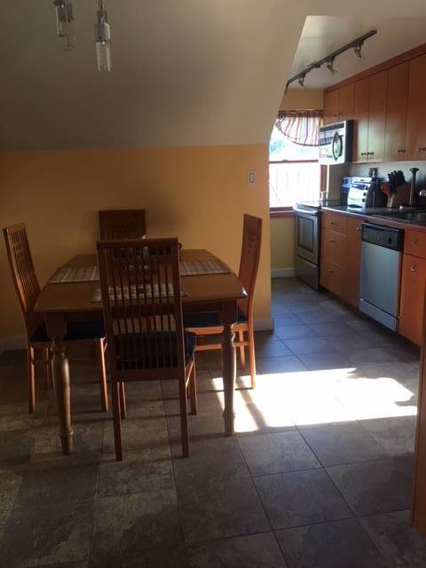 Building Photo - 157-70 11th Ave