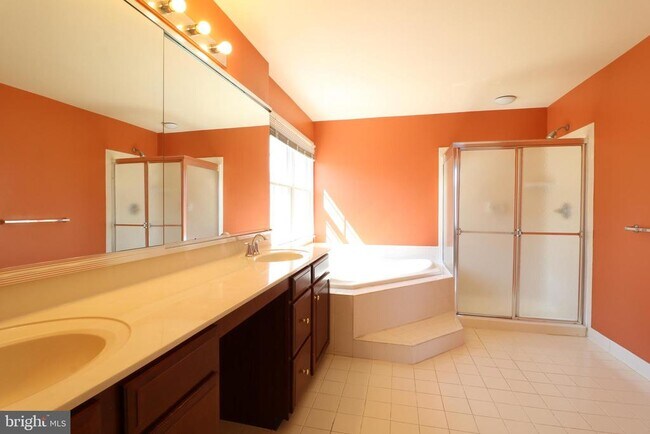 Building Photo - 25497 Carrington Dr