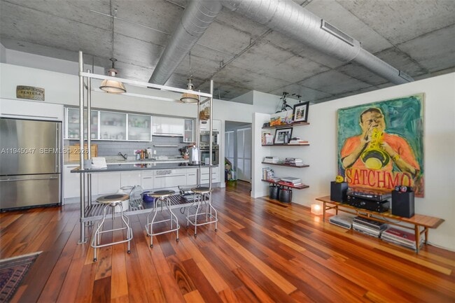 Building Photo - 7934 West Dr