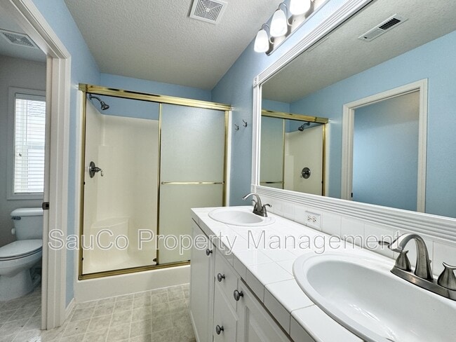 Building Photo - 14705 NW Benny Dr