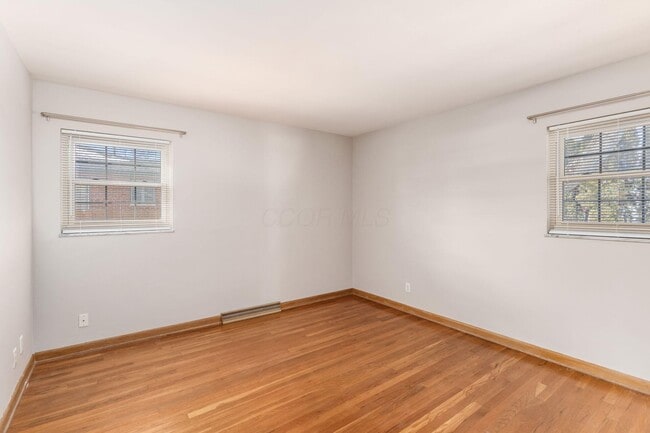 Building Photo - 724 Drummond Ct