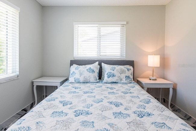 Building Photo - 6819 11th Ave NW