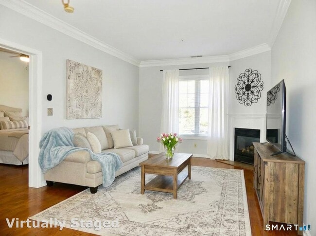 Building Photo - 105 Richards Ave