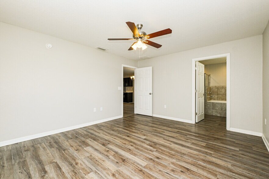 Building Photo - 6724 Bayston Hill Pl