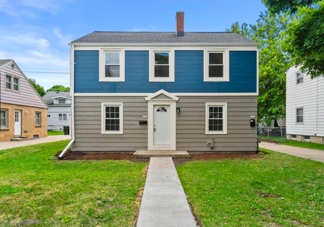Building Photo - 2128 S 80th St
