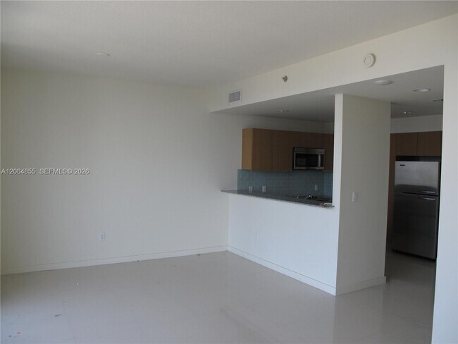 Building Photo - 1050 Brickell Ave