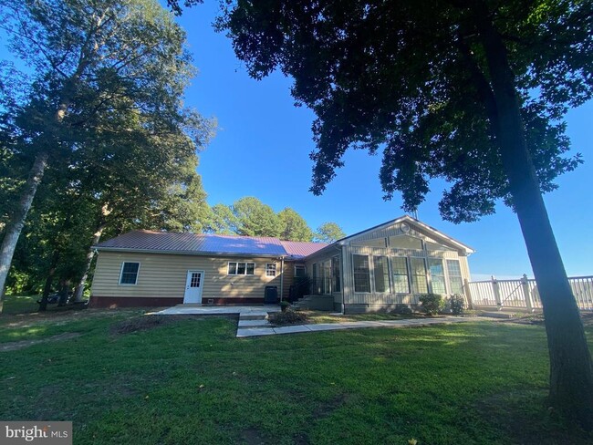 Building Photo - 13852 Dulin Rd