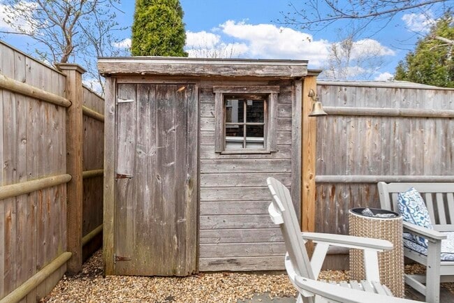 Building Photo - 34 High St