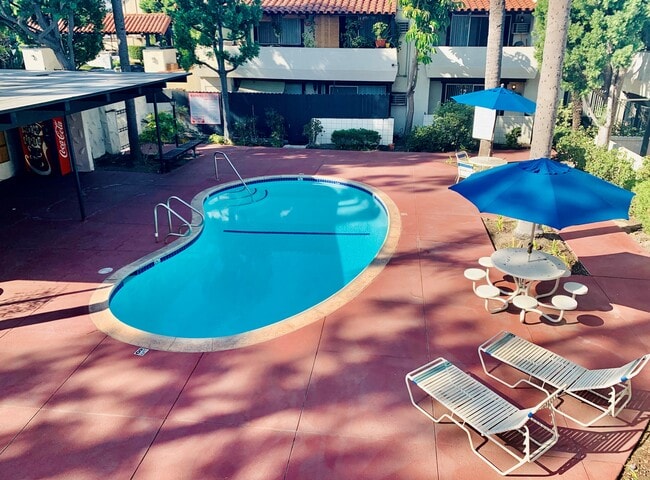 Building Photo - Casa Fortin Apartments