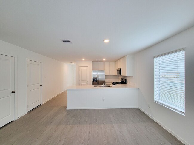 Building Photo - Be the first to live in this beautiful brand-new home featuring 4 spacious bedrooms, 2.5 bathroom...