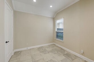 Building Photo - 4906 Augusta Pointe Ct