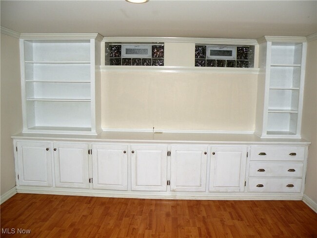 Building Photo - 21216 N Park Dr