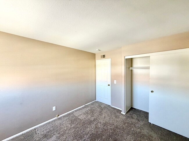 Building Photo - 36335 Grimaud Ct