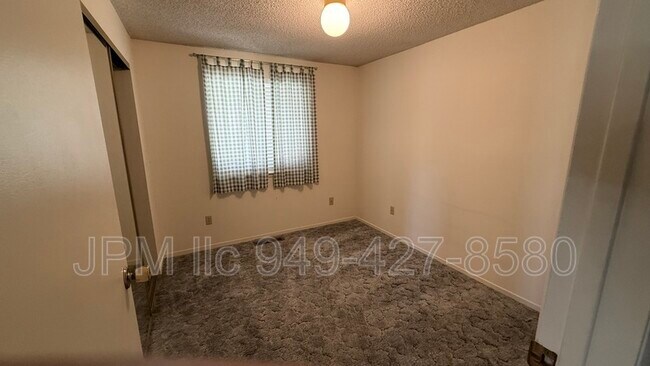Building Photo - 20835 Cooke Dr