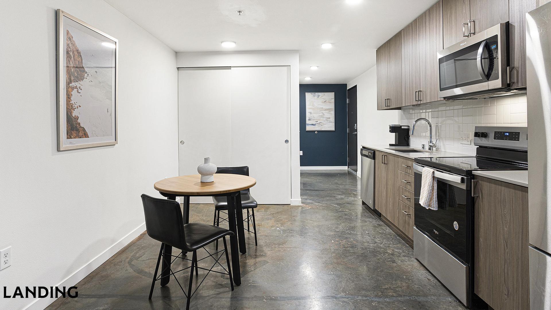 Building Photo - 2301 E Union St