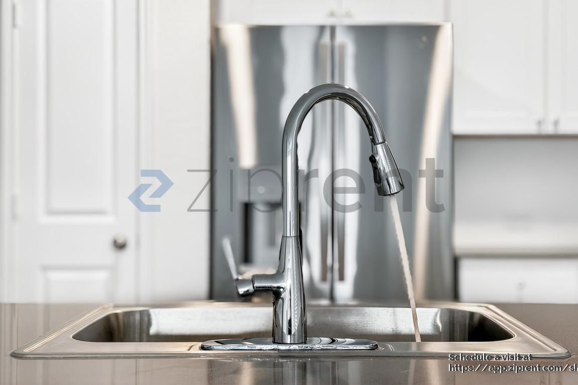 Building Photo - 809 Riviera Ct