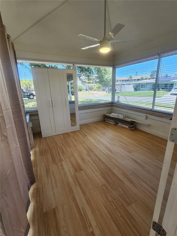 Building Photo - 2494 Del Rio Way