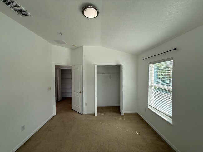 Building Photo - 1711 San Jacinto Cir