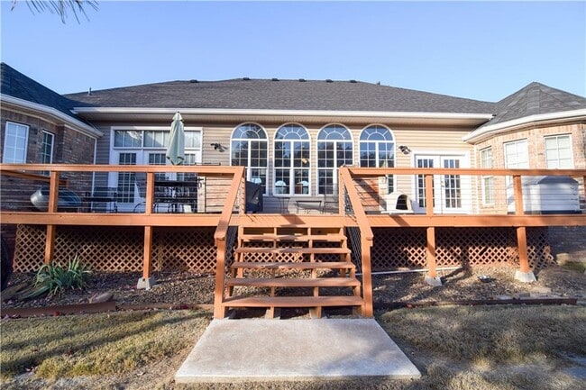 Building Photo - 2716 W Centennial Dr