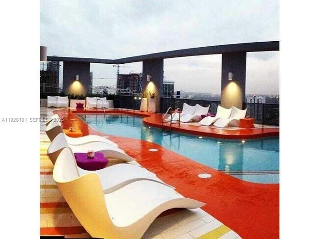 Building Photo - 31 SE 6th St