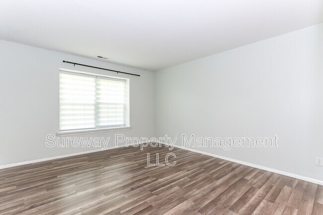 Building Photo - 330A Willow Turn