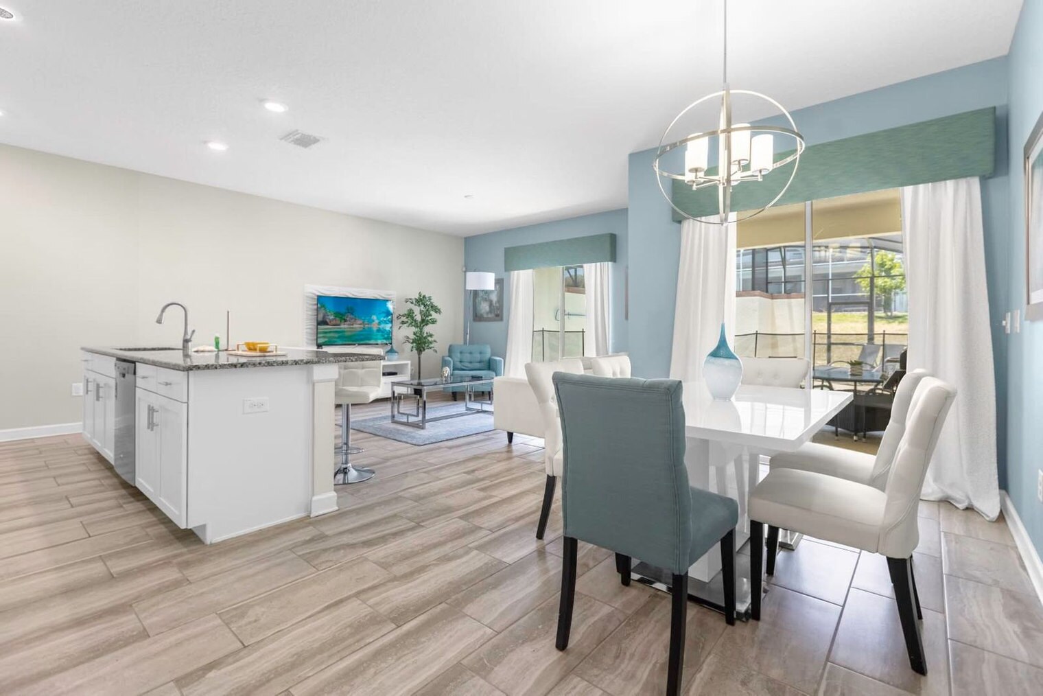 Building Photo - 9079 Dogleg Dr