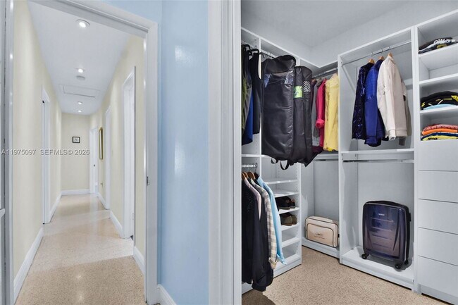 Building Photo - Northeast 11th Avenue, Miami Shores, FL 33138 - 3 BR 2 BA single-family home