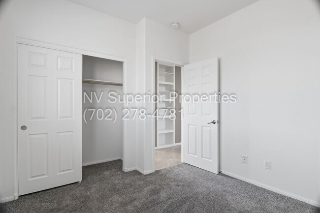 Building Photo - NW!! 4 Bedrooms!!! One Bedroom Down!!  Pool!!! Tankless Hot Water Heater!! Court yard at entrance...