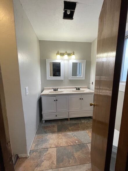 Building Photo - 2130 S 9500 W