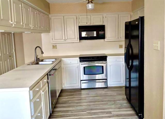 Building Photo - 1209 Meadow Ridge Dr