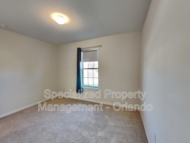 Building Photo - 3417 Soaring Dr