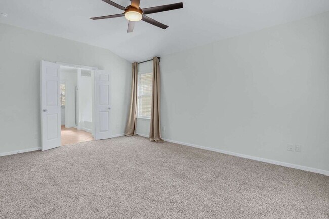 Building Photo - 10838 Black Wolf Bay