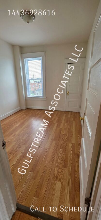 Building Photo - 521 Normandy Ave