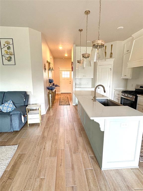 Building Photo - 5509 Malpaso Crk Dr