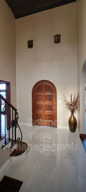 Building Photo - 290 E B St