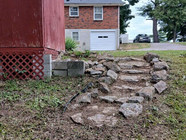 Building Photo - 328 Jacksonian Dr