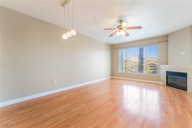 Building Photo - 7115 S Durango Dr