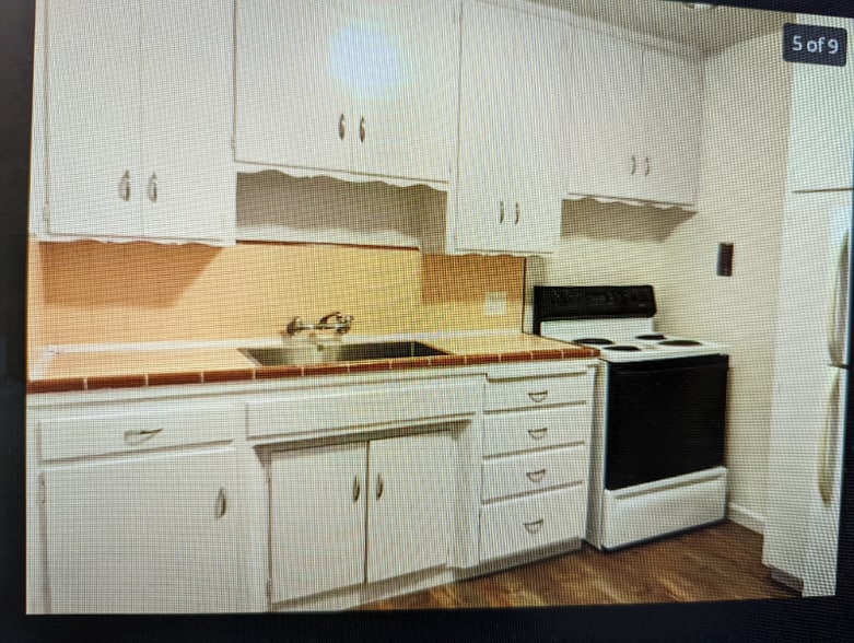 Building Photo - 2615 D St