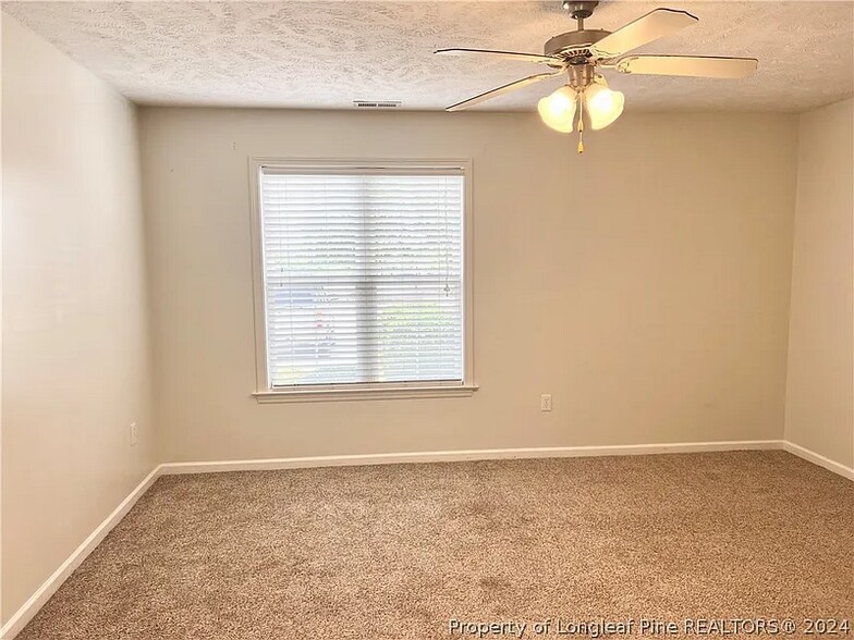 Building Photo - 1841 Balmoral Dr