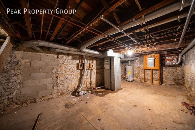 Building Photo - 950 Delaware Ave