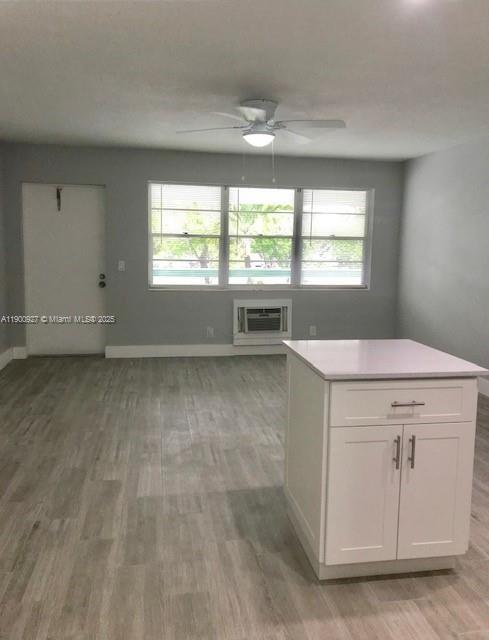 Building Photo - 17 Keswick A