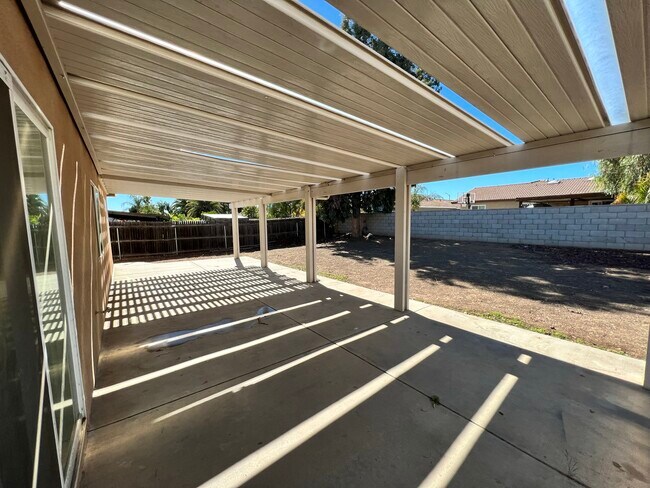 Building Photo - 12541 Softwind Dr