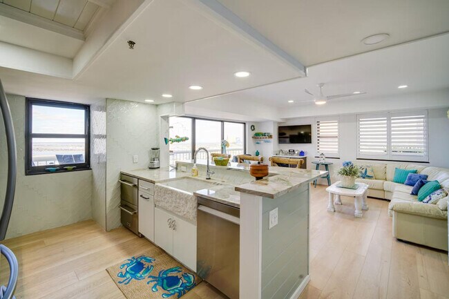 Building Photo - 3101 Boardwalk