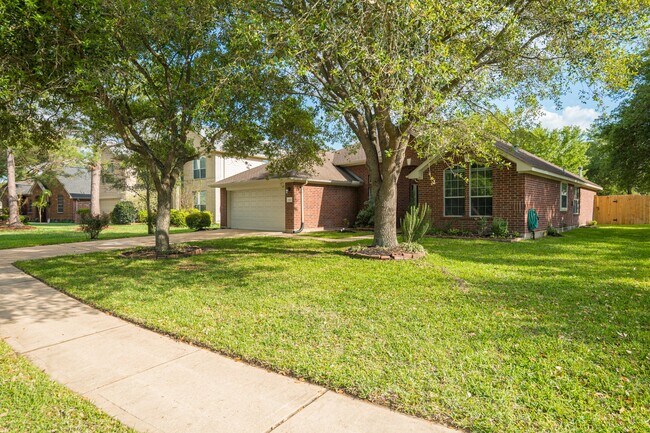 Building Photo - 6618 Trenton Lake Ln