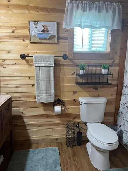 Building Photo - 6295 Spring Branch Rd