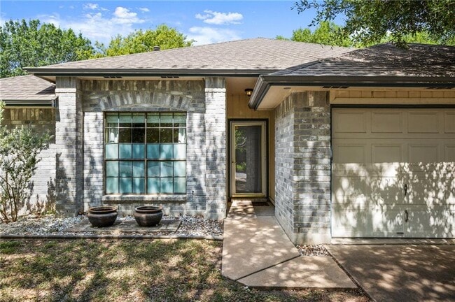 Building Photo - 8004 Cahill Dr