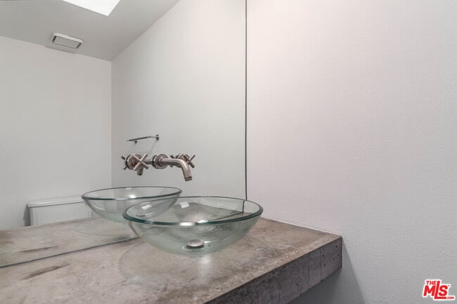 Building Photo - 225 S Lucia Ave